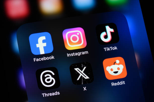 How Micro-Influencers Benefit from Buying Instagram Likes